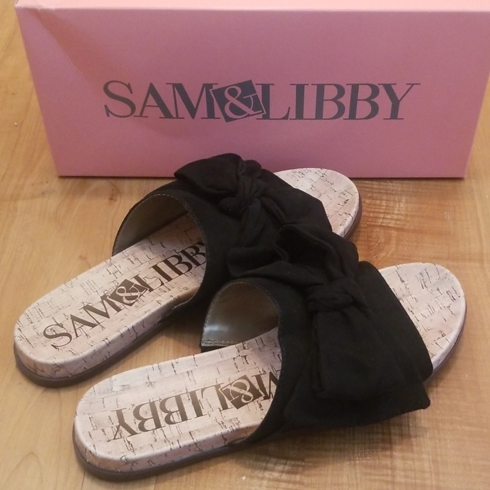 Black Bow Slides